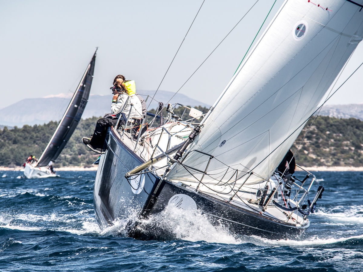 empty alt